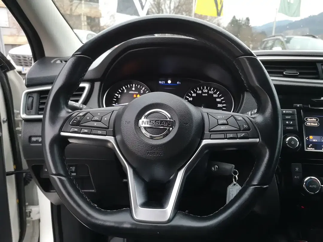 Nissan Qashqai - Thumbnail 12