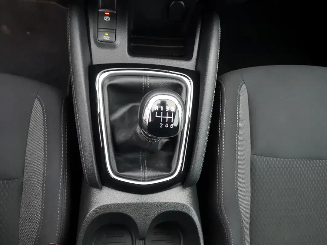 Nissan Qashqai - Thumbnail 8