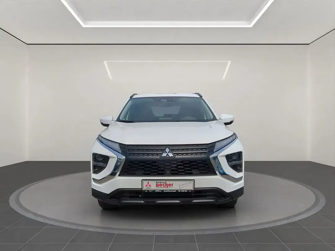 Mitsubishi Eclipse Cross - Thumbnail 2