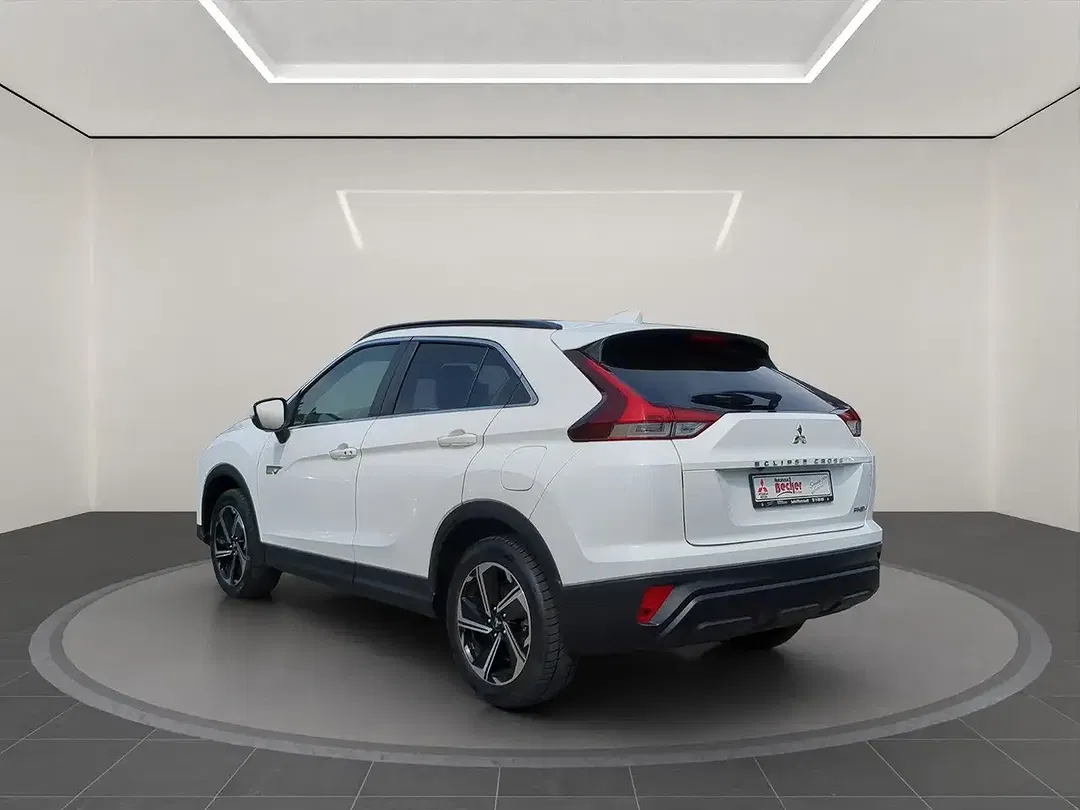 Mitsubishi Eclipse Cross - Thumbnail 4