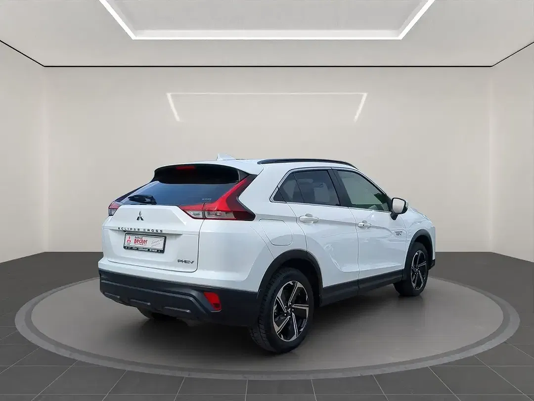 Mitsubishi Eclipse Cross - Thumbnail 6
