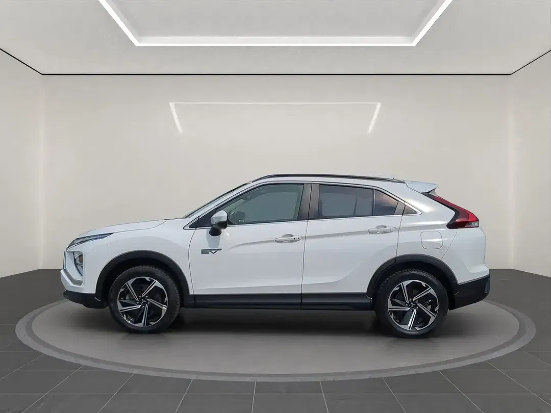 Mitsubishi Eclipse Cross - Thumbnail 7