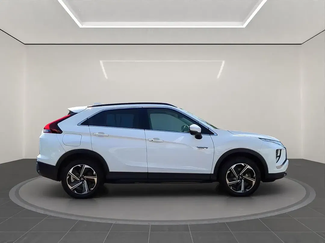 Mitsubishi Eclipse Cross - Thumbnail 8