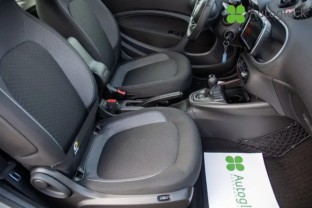 smart forTwo - Thumbnail 11