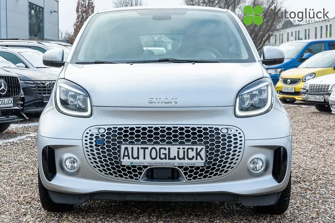 smart forTwo - Thumbnail 2
