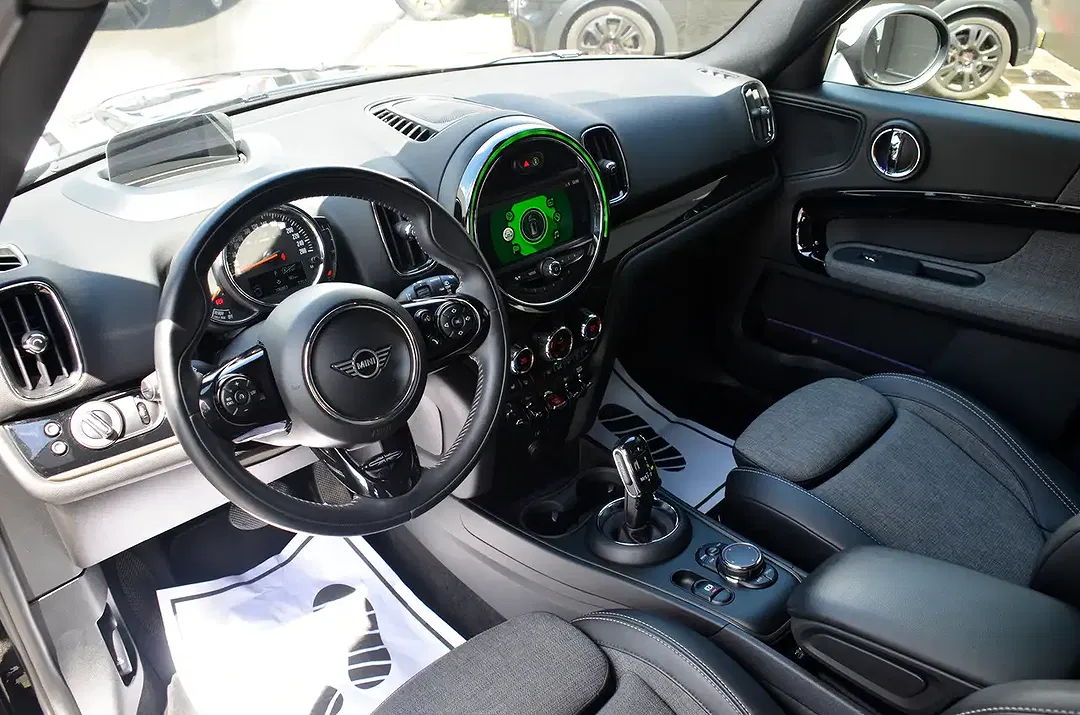 MINI Cooper Countryman - Thumbnail 12