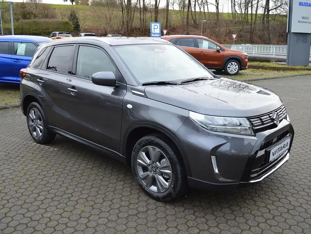 Suzuki Vitara - Thumbnail 8