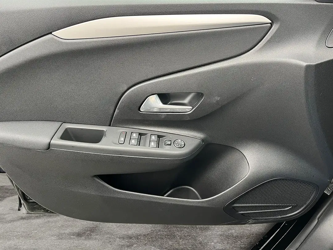 Opel Corsa - Thumbnail 13