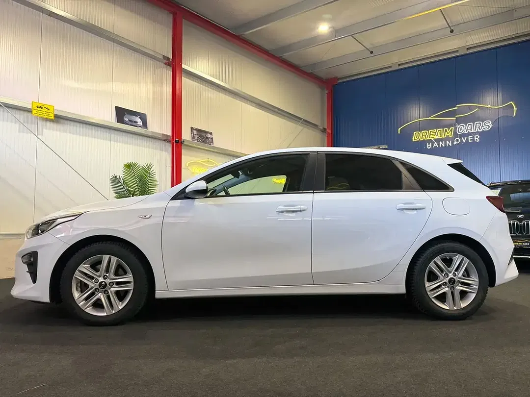 Kia Ceed / cee'd - Thumbnail 3