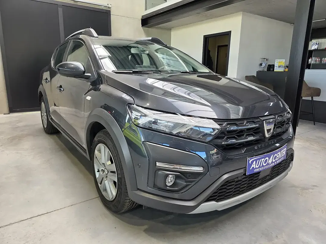 Dacia Sandero - Thumbnail 3