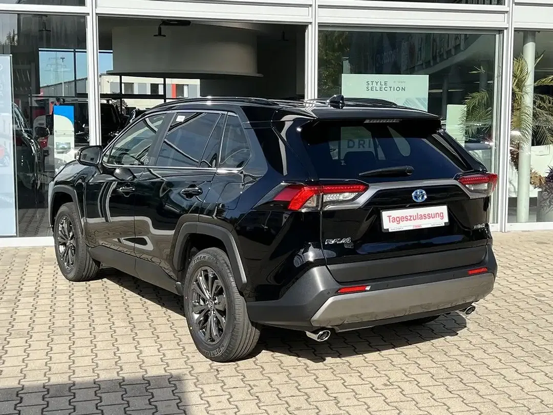 Toyota RAV 4 - Thumbnail 5