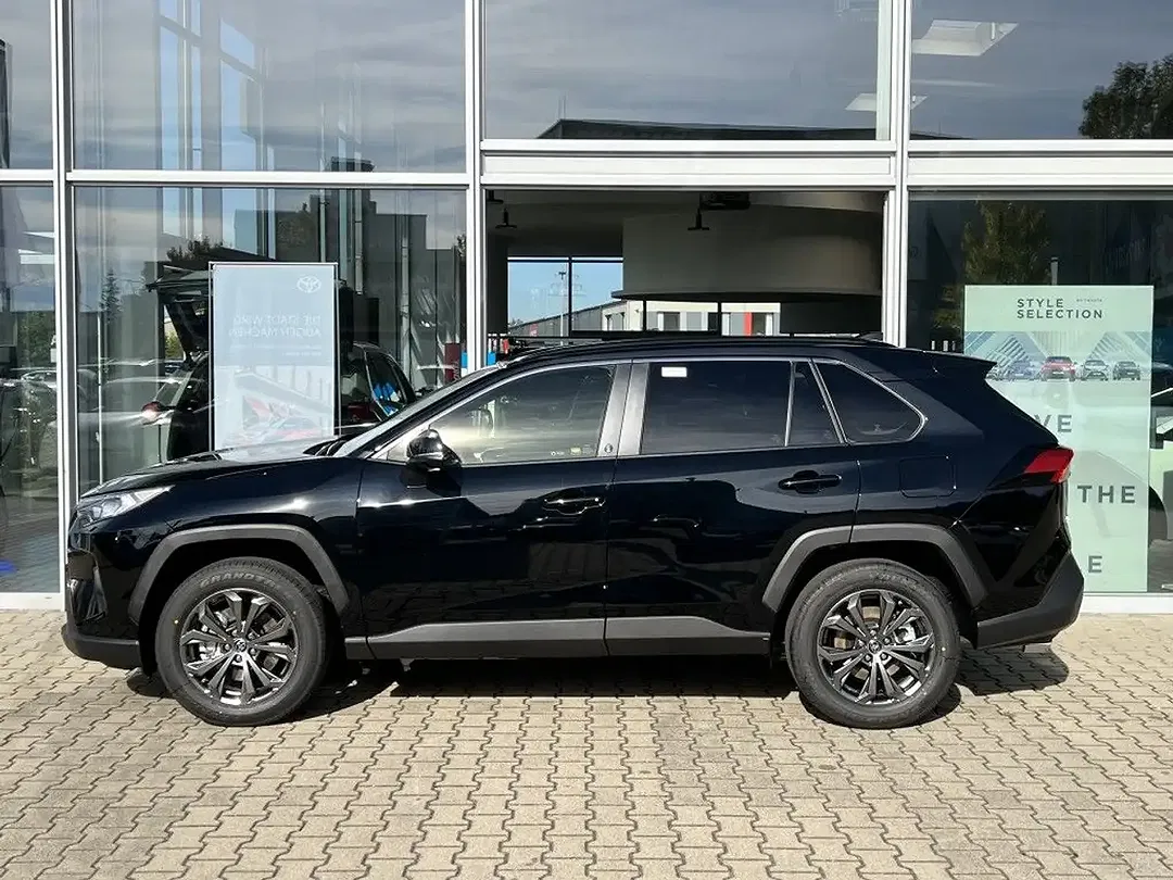 Toyota RAV 4 - Thumbnail 6