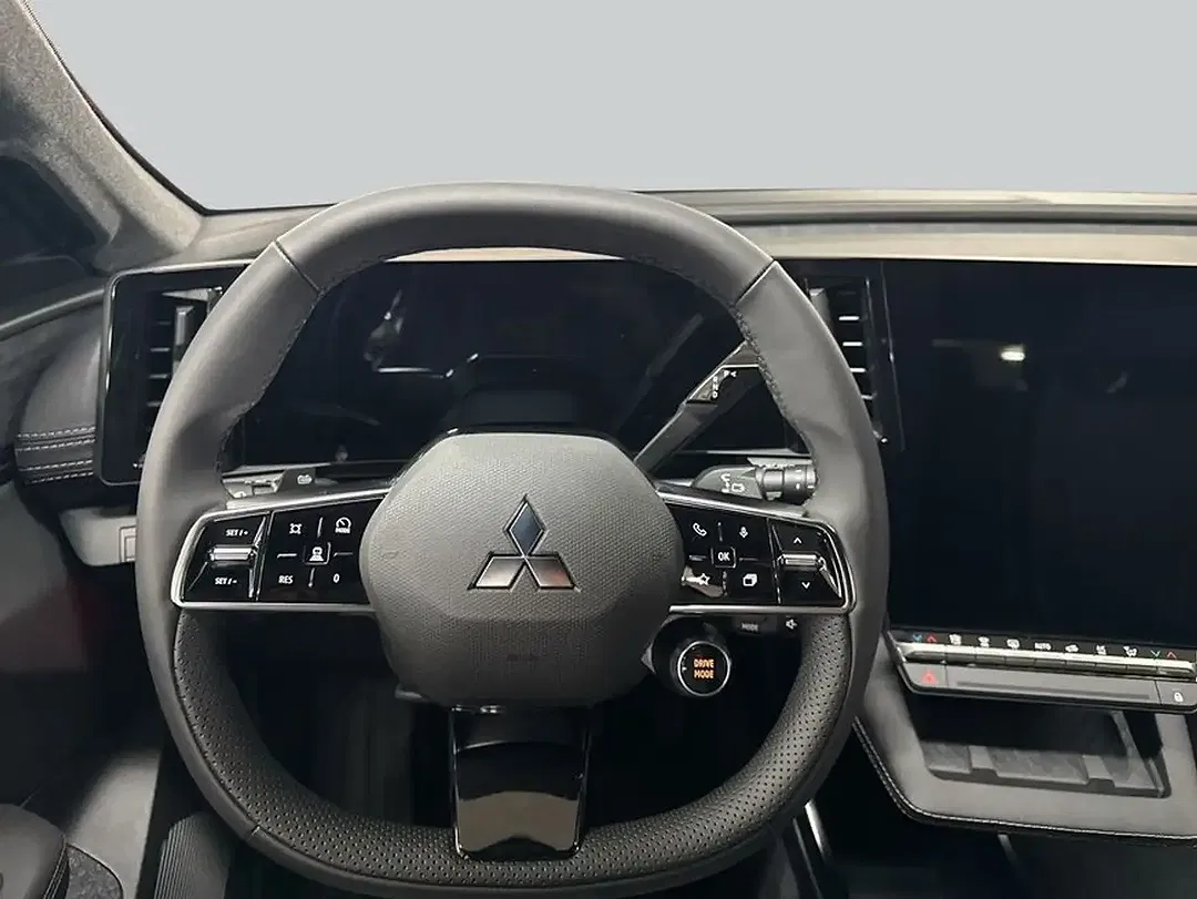 Mitsubishi Eclipse Cross - Thumbnail 13