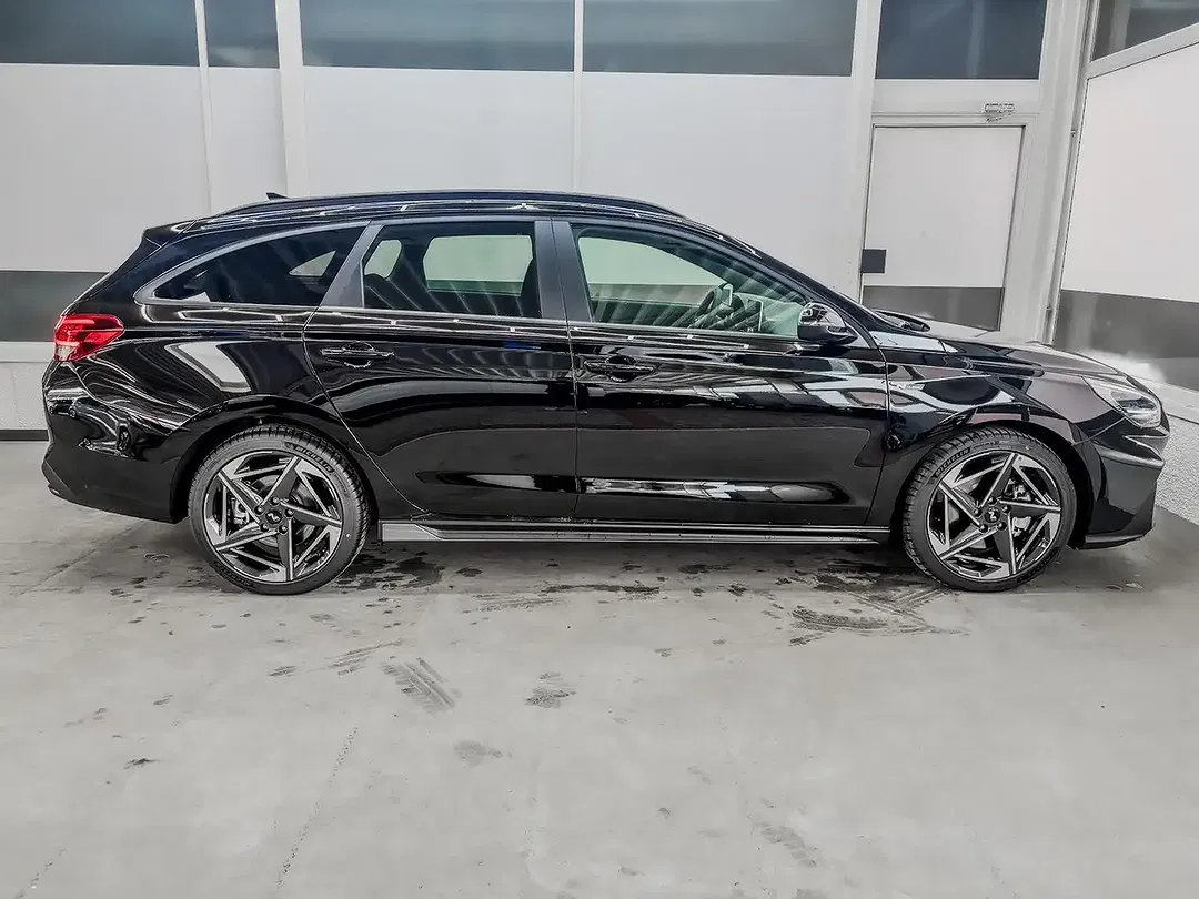 Hyundai i30 - Thumbnail 4