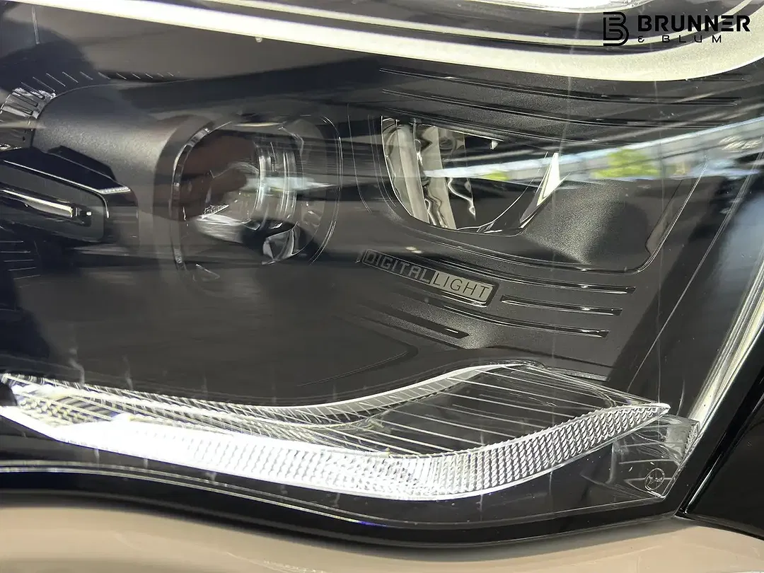 Mercedes-Benz E 300 - Thumbnail 4
