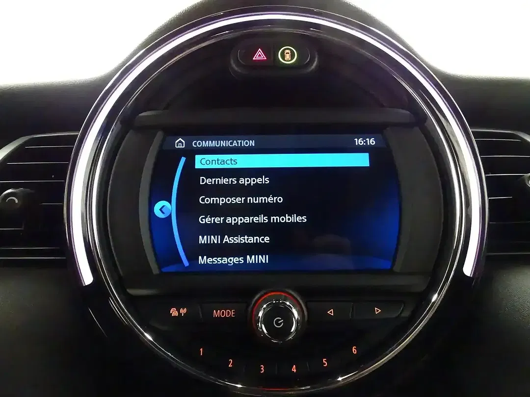 MINI Cooper SE - Thumbnail 12