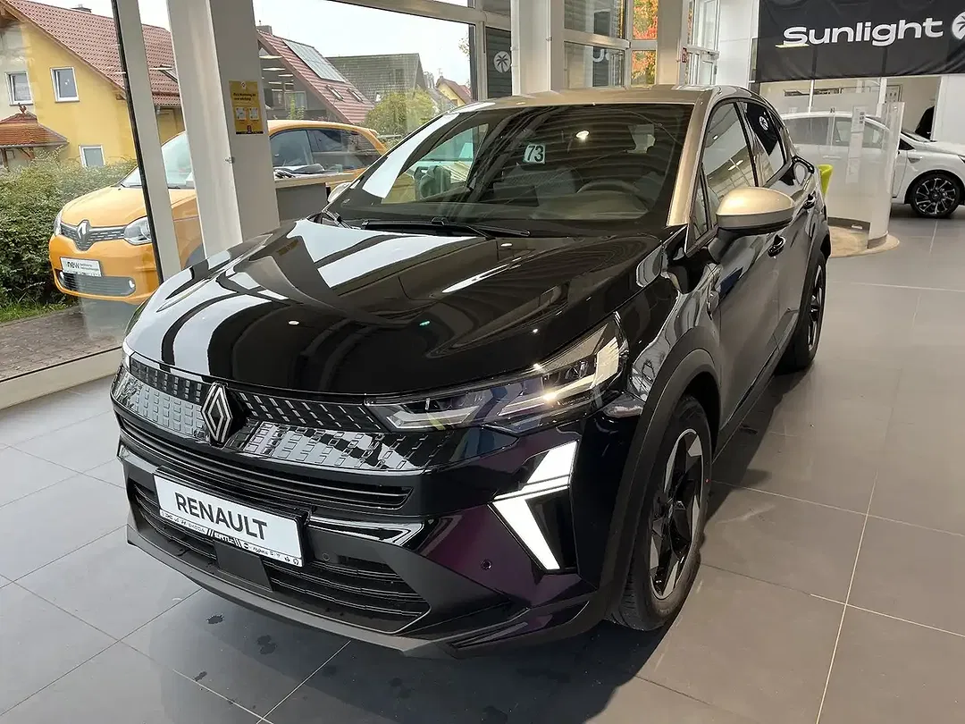 Renault Captur - Thumbnail 1