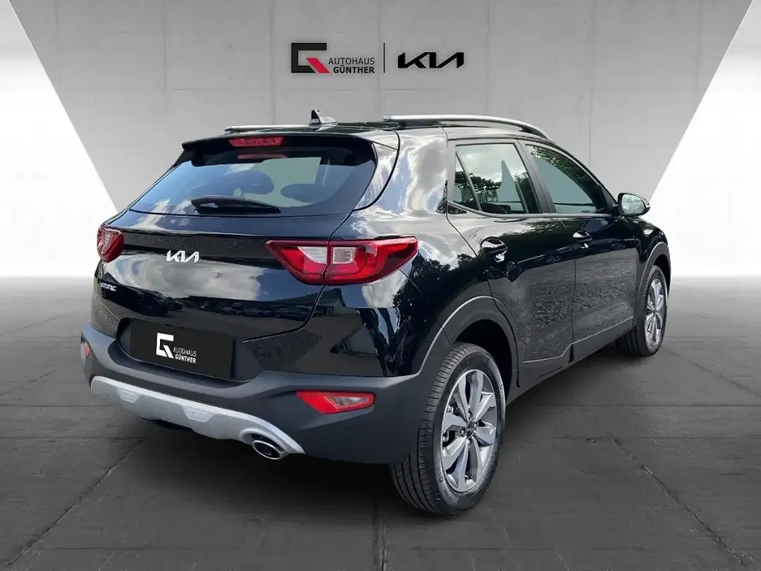 Kia Stonic - Thumbnail 3