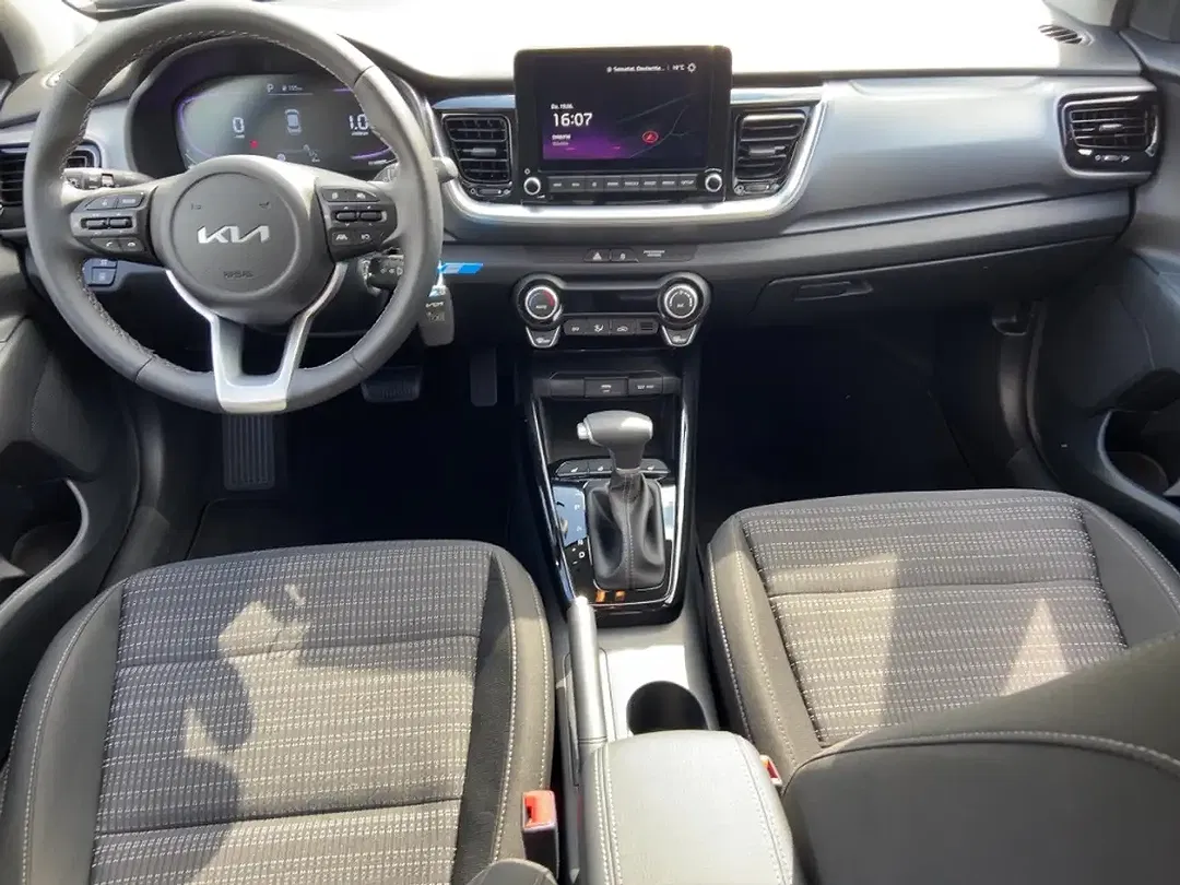 Kia Stonic - Thumbnail 7