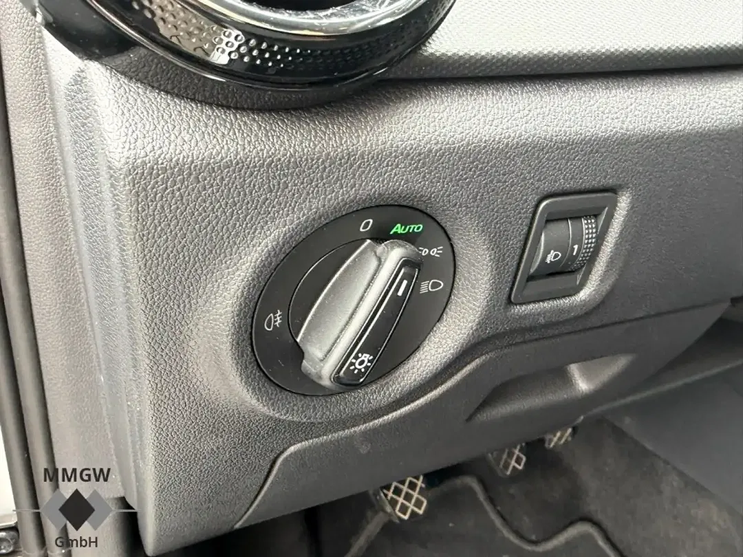 Skoda Fabia - Thumbnail 8