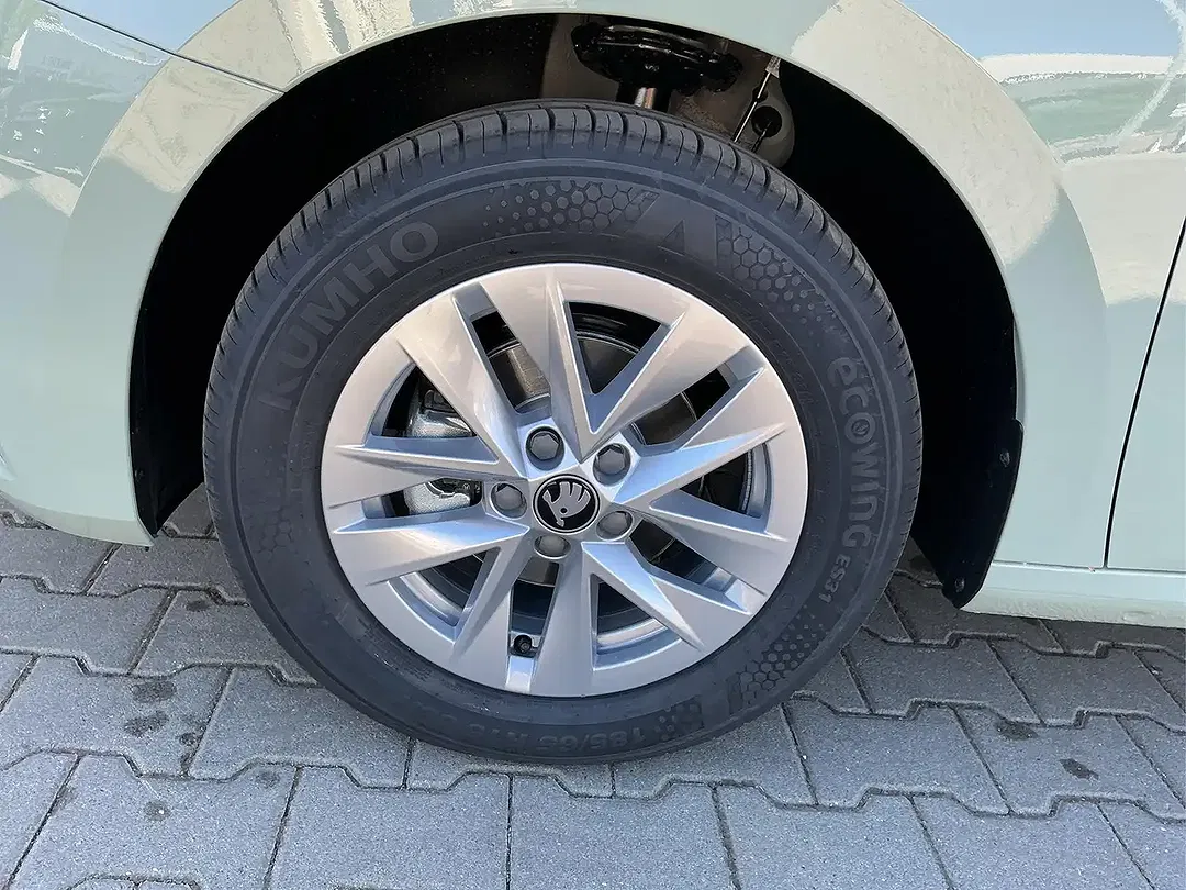 Skoda Fabia - Thumbnail 8