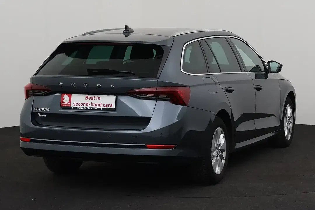 Skoda Octavia - Thumbnail 3