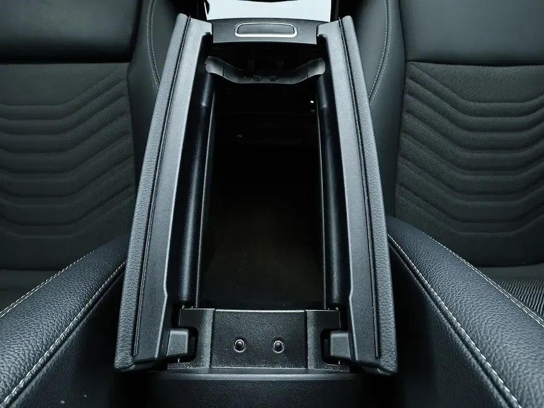 Mercedes-Benz CLA 180 - Thumbnail 14