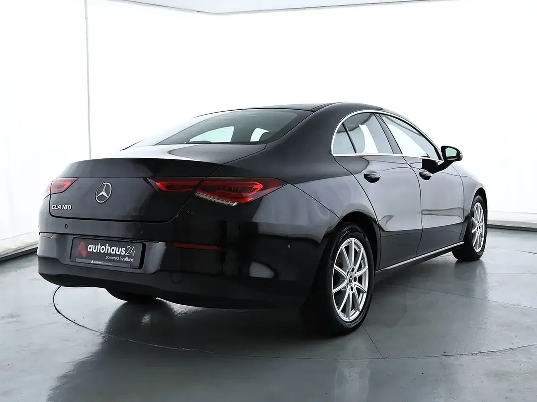 Mercedes-Benz CLA 180 - Thumbnail 5