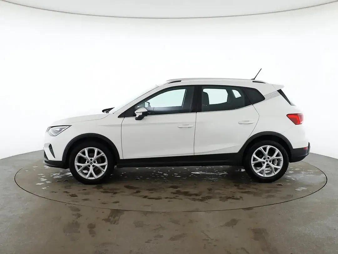 SEAT Arona - Thumbnail 7