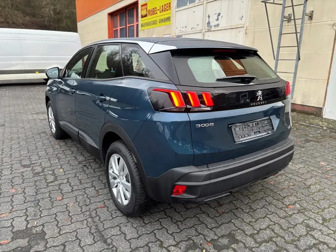 Peugeot 3008 - Thumbnail 4