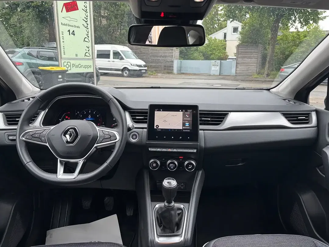 Renault Captur - Thumbnail 11
