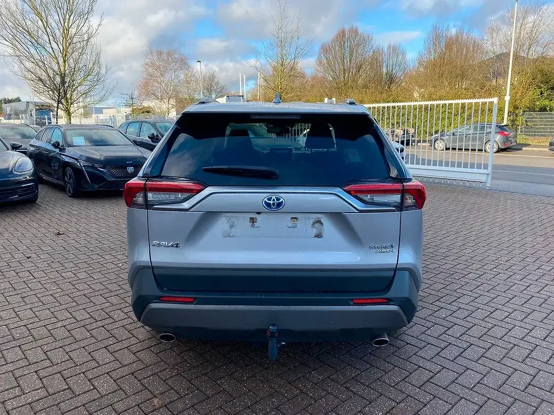 Toyota RAV 4 - Thumbnail 5