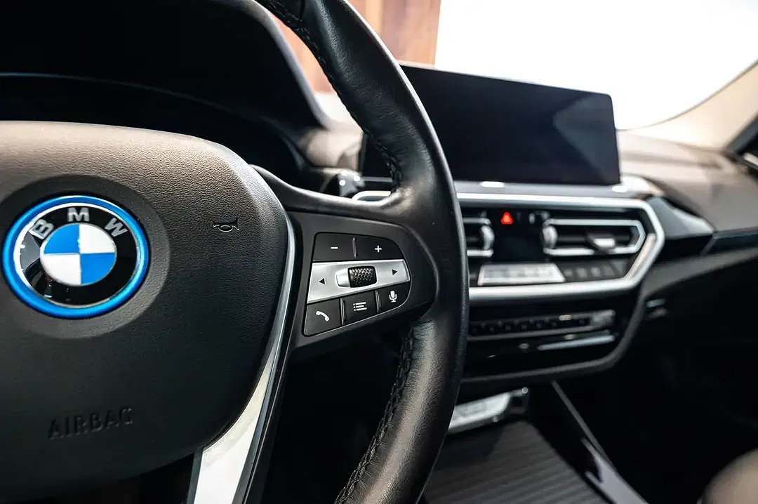 BMW X3 - Thumbnail 22