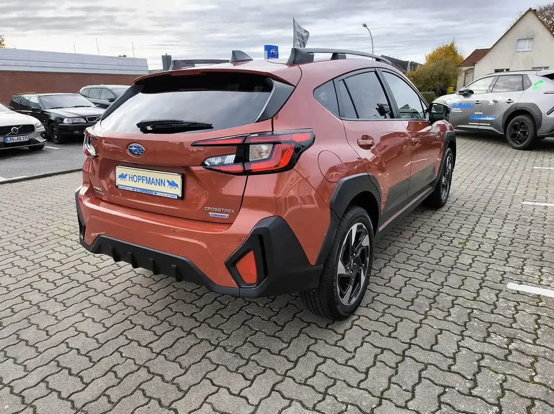 Subaru Crosstrek - Thumbnail 5