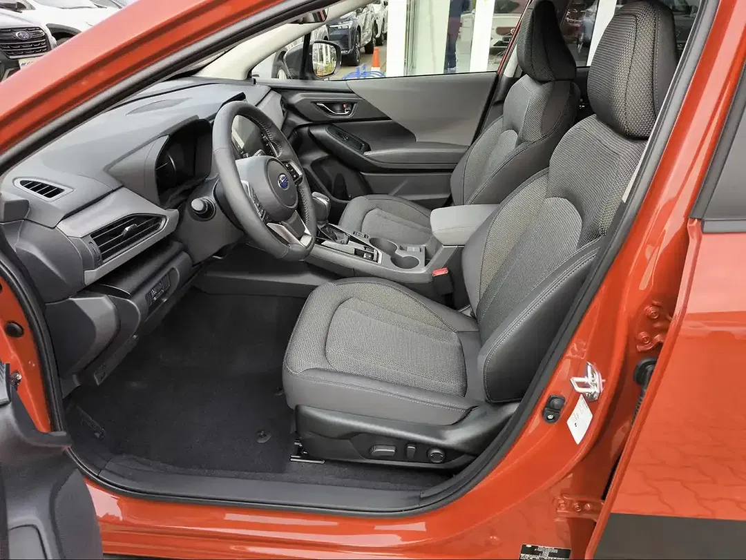 Subaru Crosstrek - Thumbnail 8