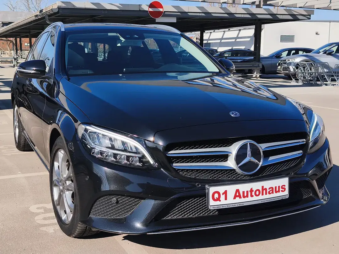 Mercedes-Benz C 220 - Thumbnail 3