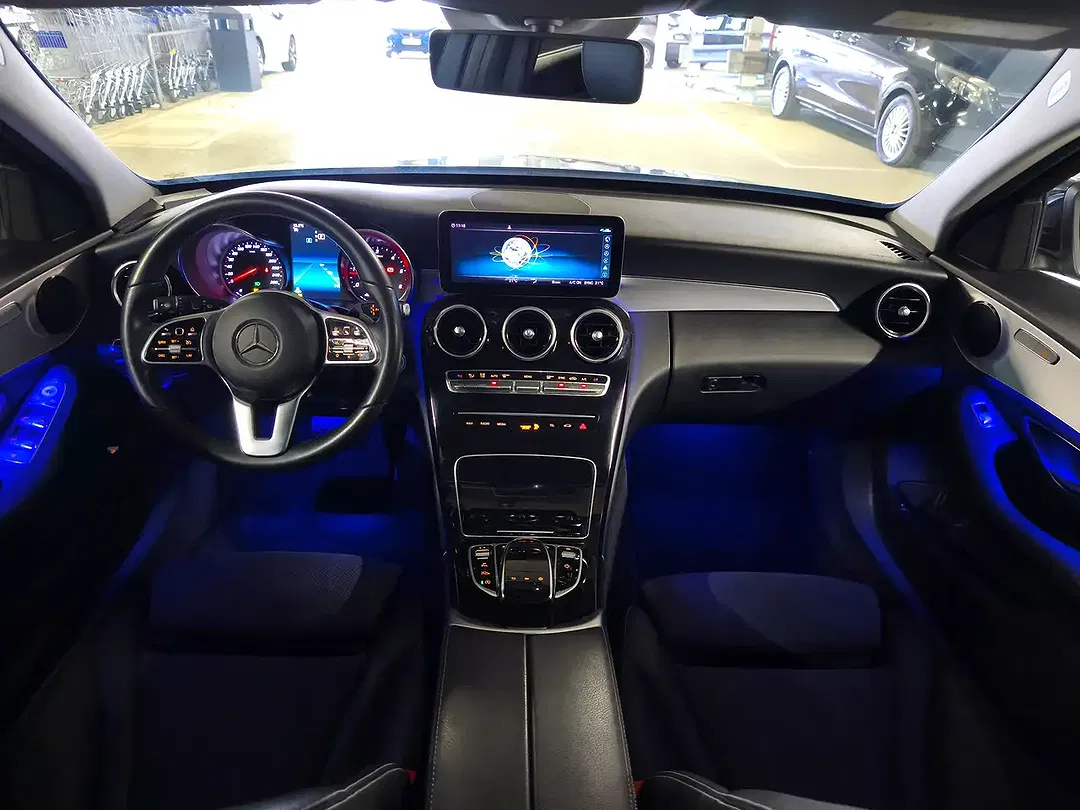 Mercedes-Benz C 220 - Thumbnail 9