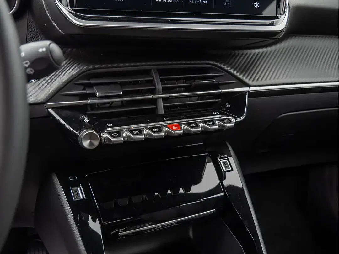 Peugeot 2008 - Thumbnail 13