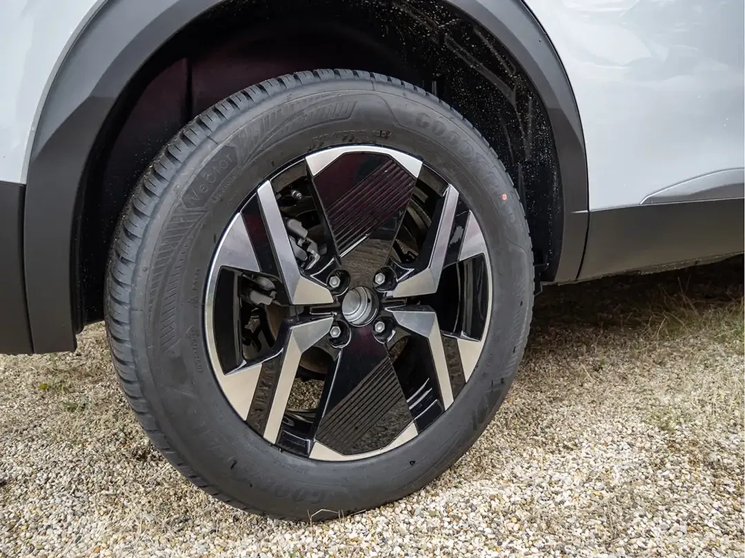 Peugeot 2008 - Thumbnail 6