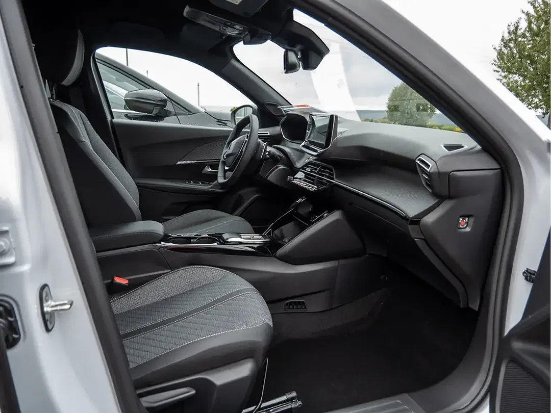 Peugeot 2008 - Thumbnail 7
