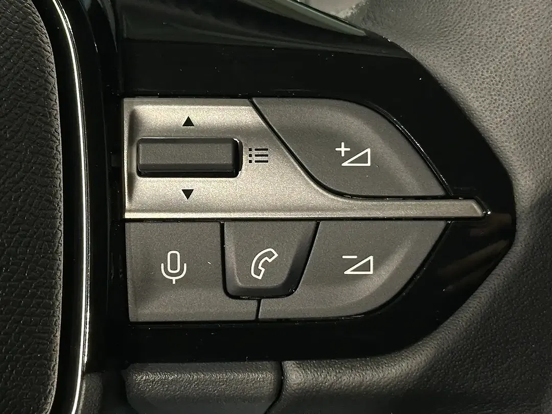 Peugeot 308 - Thumbnail 21