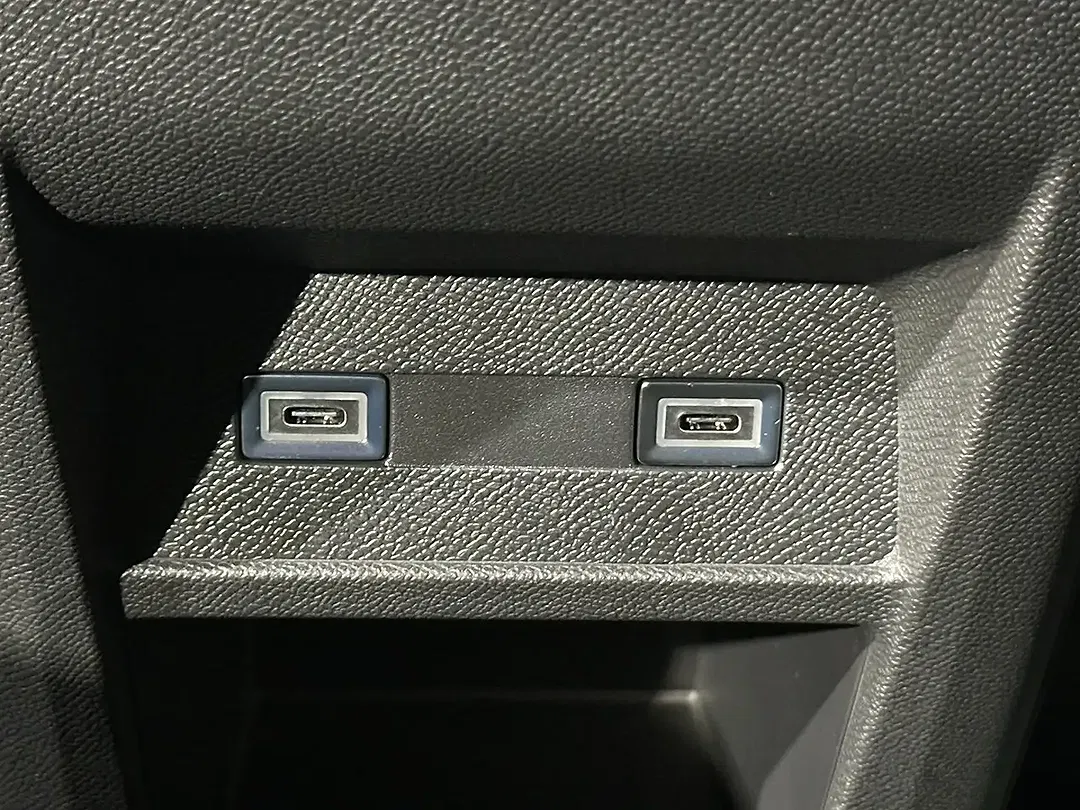 Peugeot 308 - Thumbnail 22