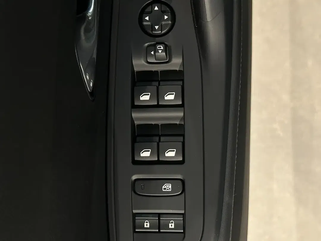 Peugeot 308 - Thumbnail 23