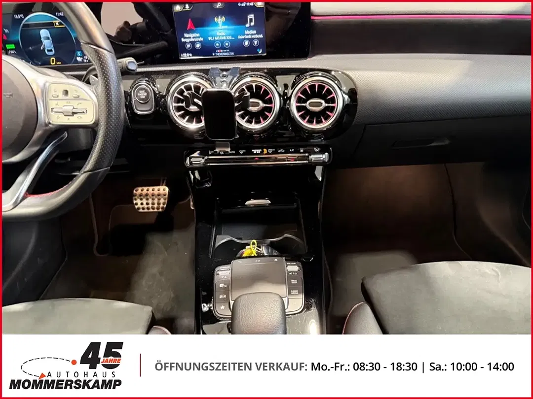 Mercedes-Benz A 250 - Thumbnail 10