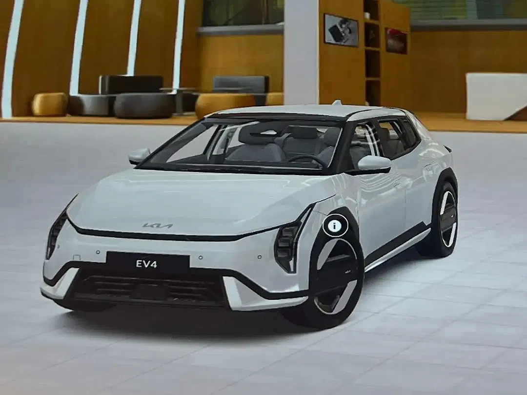 Kia EV4 - Thumbnail 2