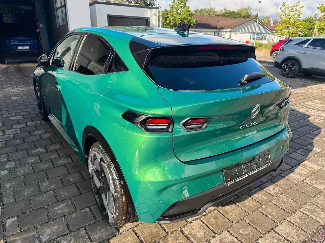 Renault Clio - Thumbnail 12