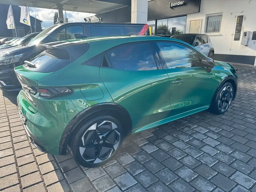 Renault Clio - Thumbnail 8