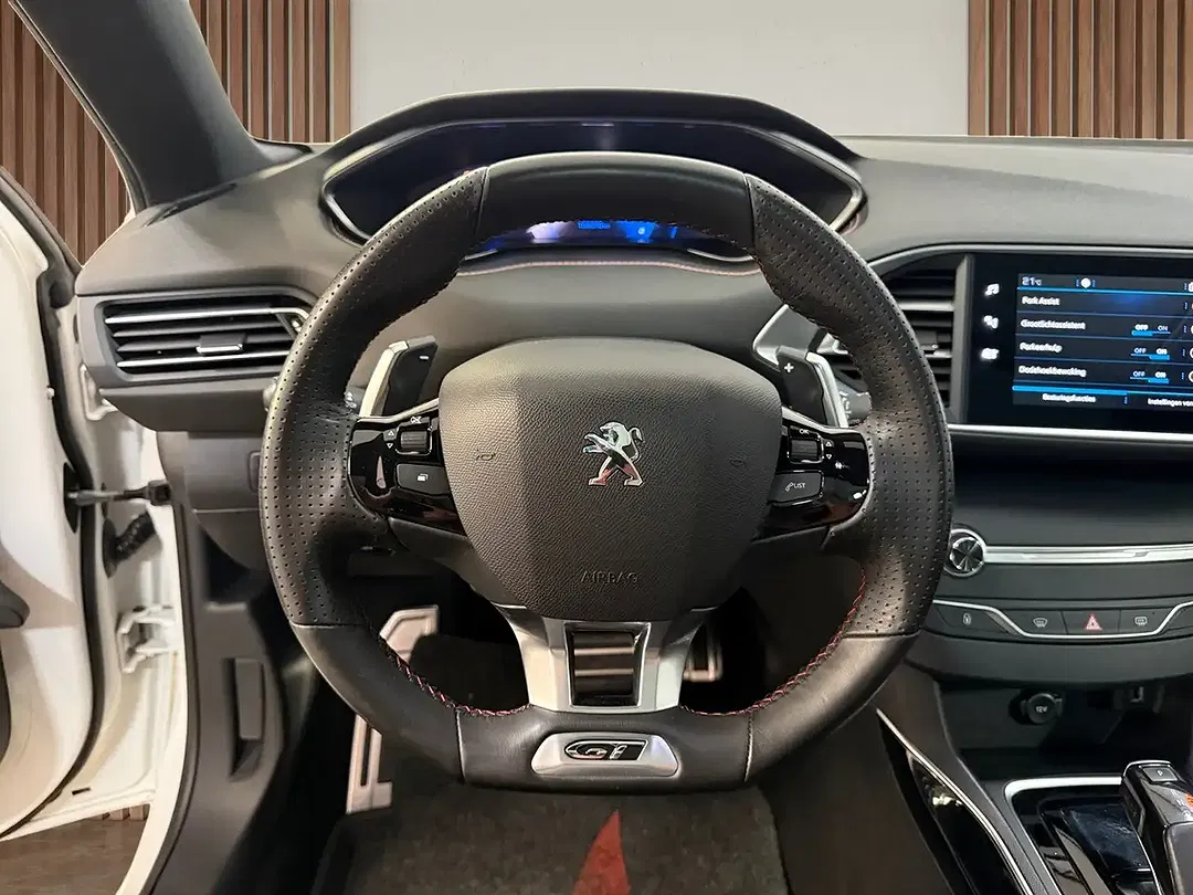 Peugeot 308 - Thumbnail 15
