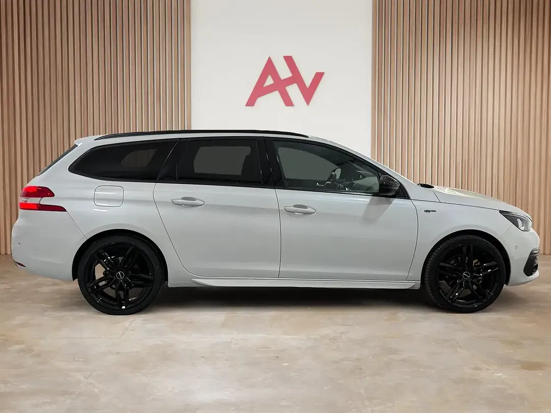 Peugeot 308 - Thumbnail 5