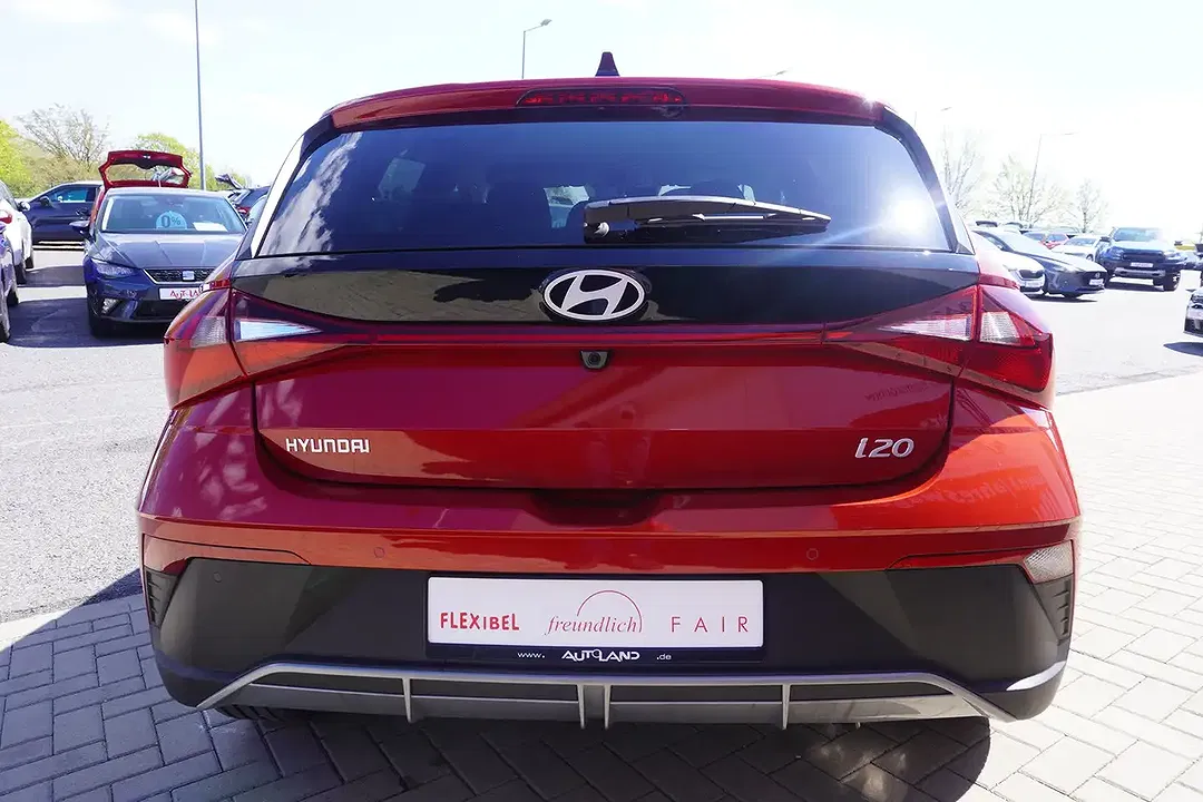 Hyundai i20 - Thumbnail 3